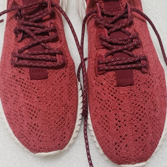 ADIDAS - Picture 16 of 16